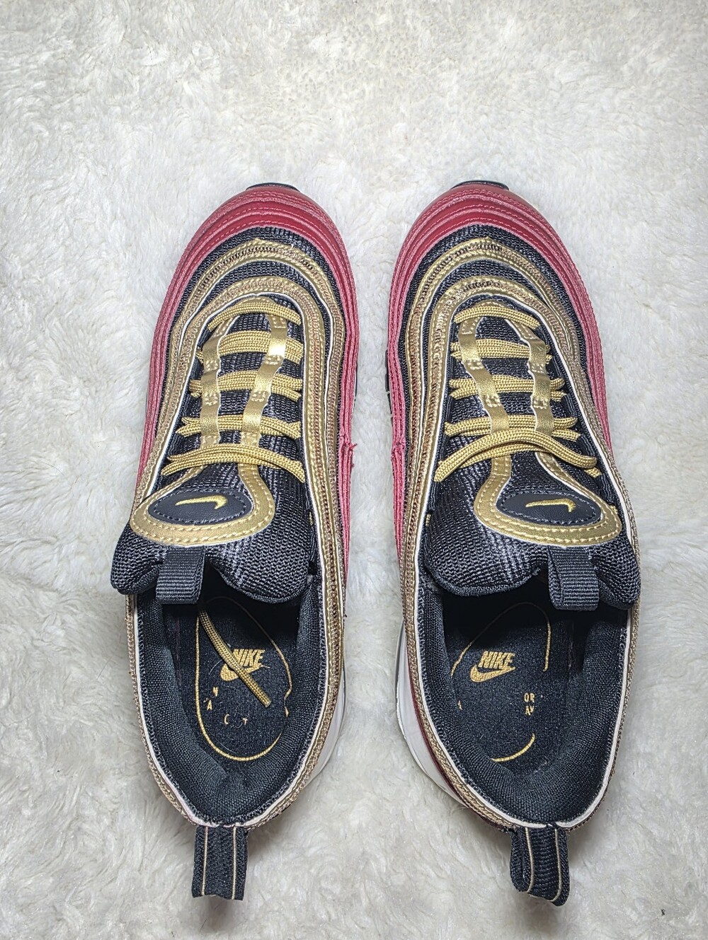 Nike Air Max 97 Gold Sequin University Red Metallic Sneakers Women's 6.5 - Picture 7 of 11